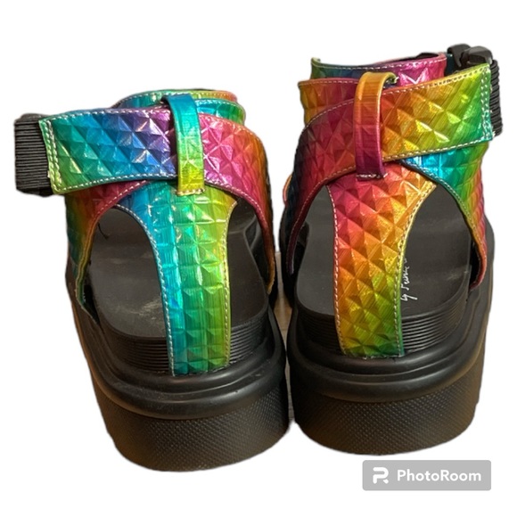 Lemon Drop By Privileged Rainbow Kassandra Gladiator Sandals Size 6.5 - Picture 3 of 5